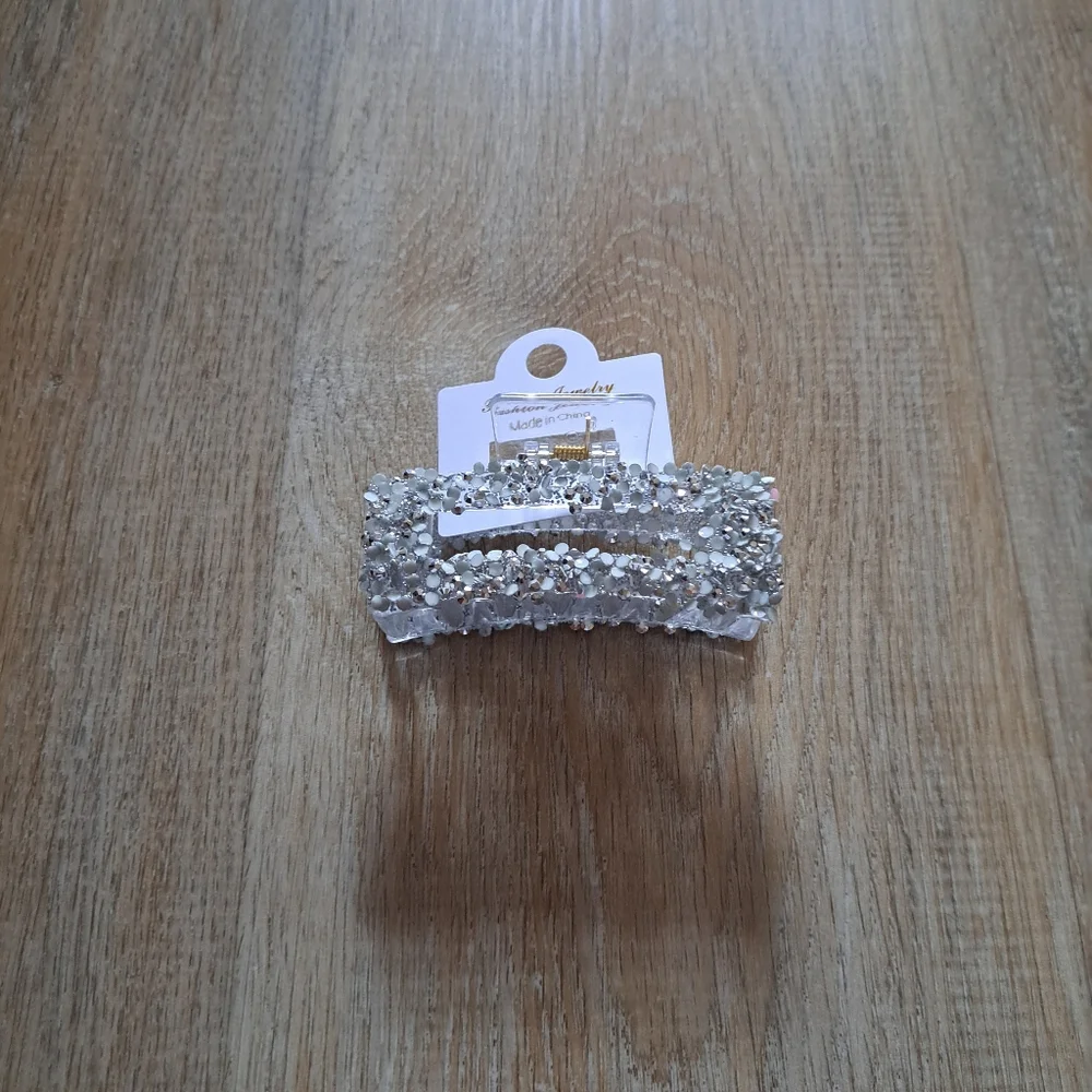 Fashion Jewelry Silver Gray Medium 14 Claws Shimmering Hair Clip New